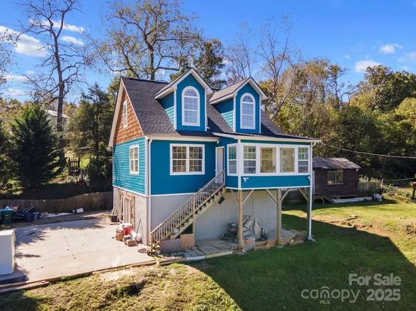 119 Aurora Vista Dr, Asheville, NC 28806