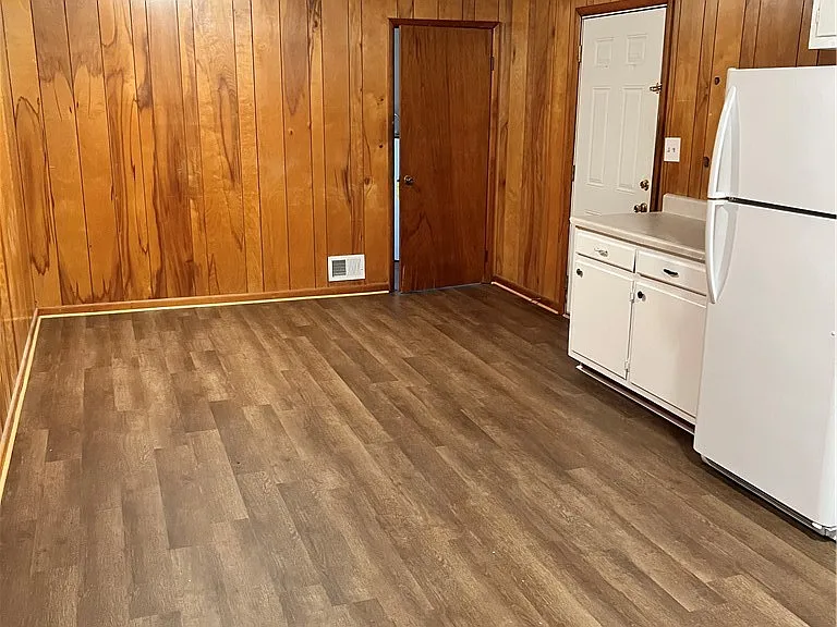 2252 S Milledge Ave — Photo 8