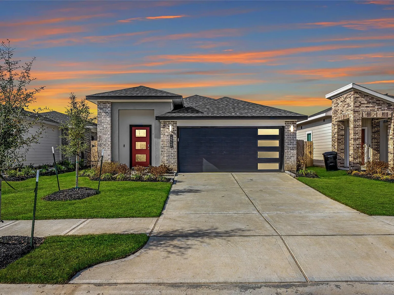 3 bed, 2.0 bath, 1546 sqft, $2,350 — Photo 1