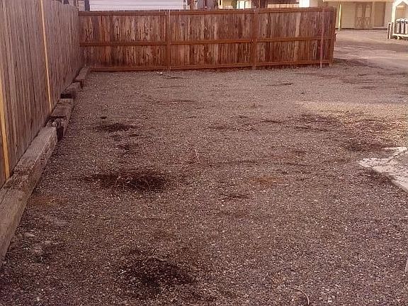 additional alley parking behind back yard