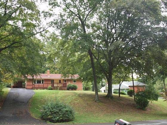 1st image of 1704 Beech Dr