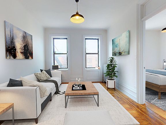 4th image of 256 Seaman Ave #D