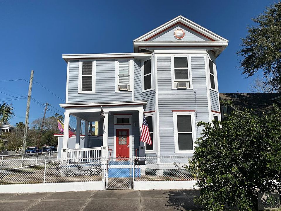 1st image of 2328 N Ave #1/2