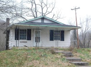 6742 Dr Thomas Walker Rd, Rose Hill, VA 24281