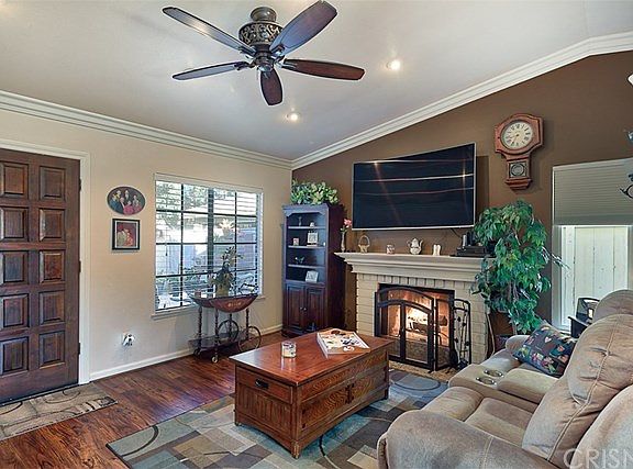 4th image of 25976 Pueblo Dr