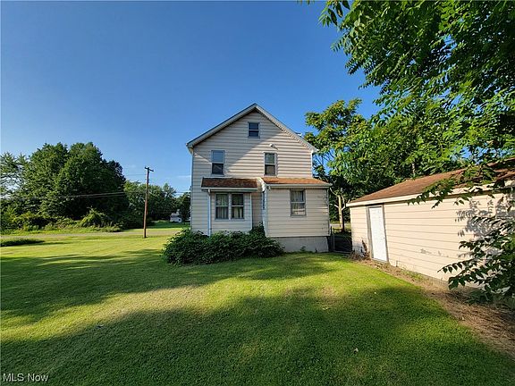2nd image of 3037 Nelson Ave