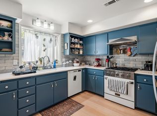 426 Chestnut St, Ashland, OR 97520