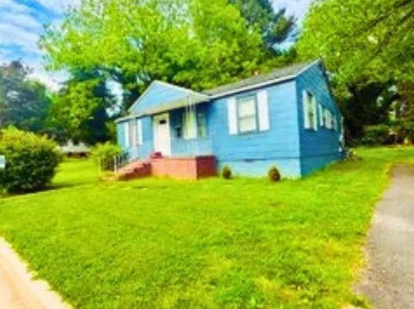 705 Endly St, Chase City, VA 23924