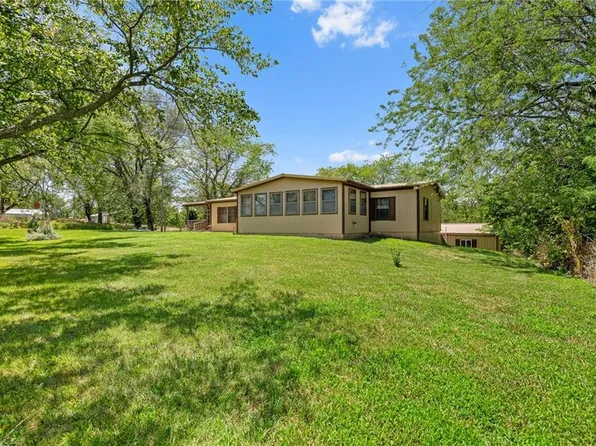 4251 Old Stage Rd, Higginsville, MO 64037