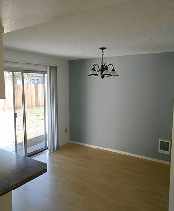 5th image of 8113 147th Avenue Ct E