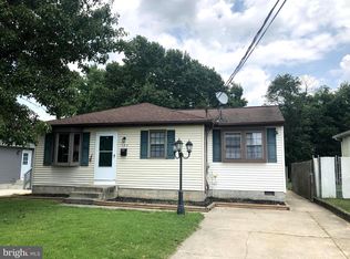 123 Greenwich Ave, Paulsboro, NJ 08066