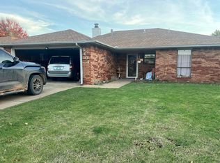 5601 Arrowhead Dr, Enid, OK 73703