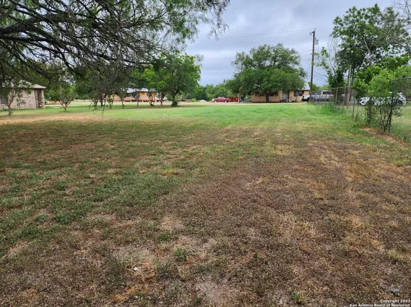 19650 GRAY ST, Lytle, TX 78052