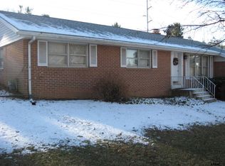 740 Hillcrest Rd, York, PA 17403