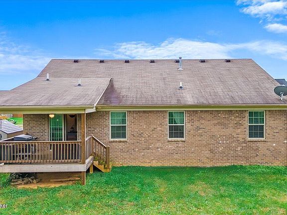 2nd image of 234 Fairwood Way