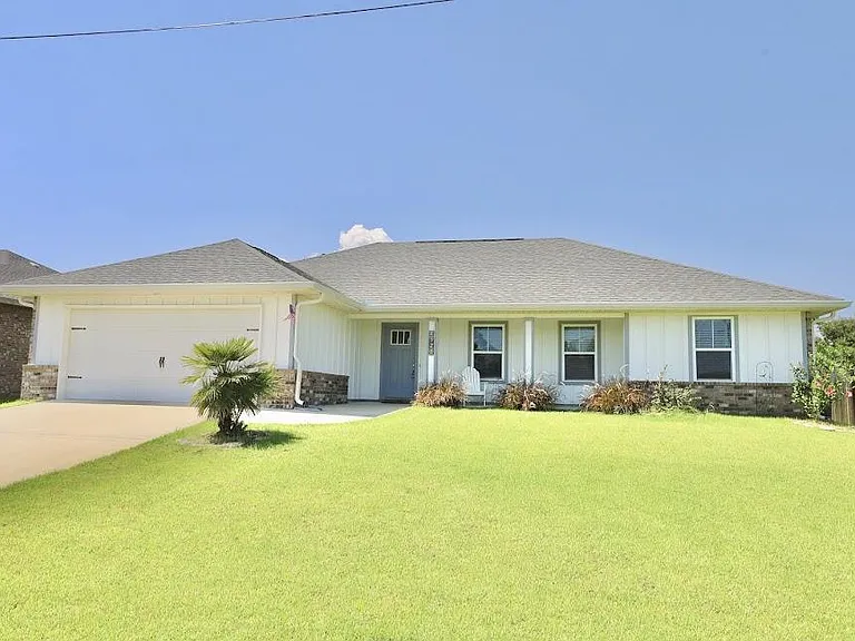 4322 Cloverwood Ct — Photo 1