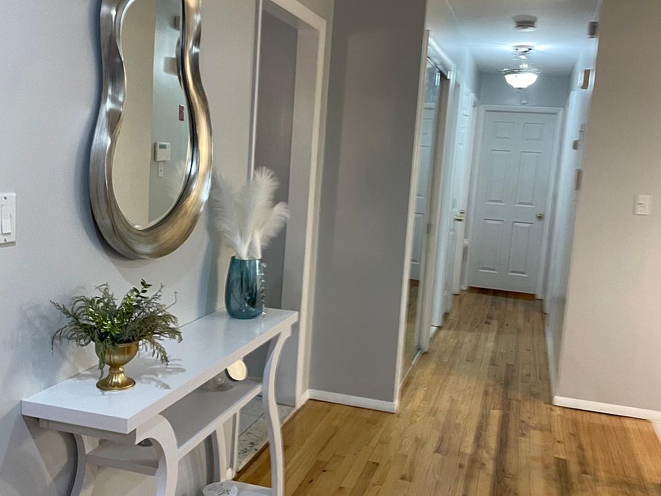 33 Beach St Massapequa, NY, 11758 Apartments for Rent Zillow