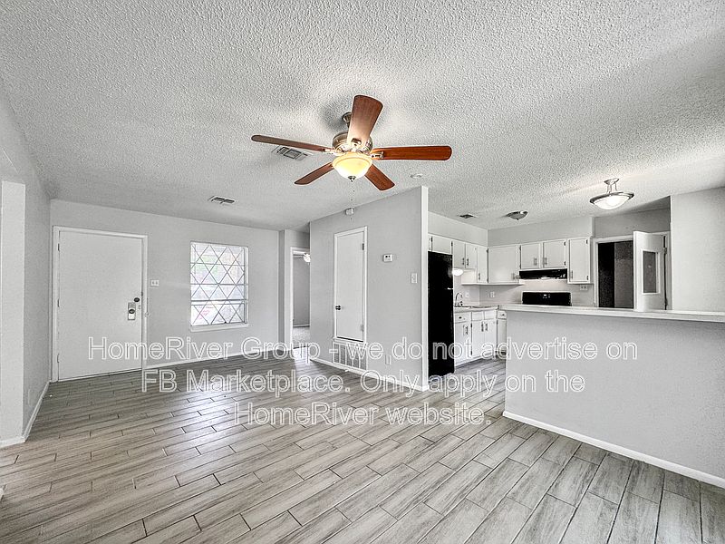 1st image of 439 Bridgit Dr