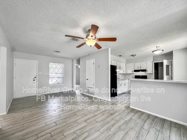 439 Bridgit Dr, Converse, TX 78109
