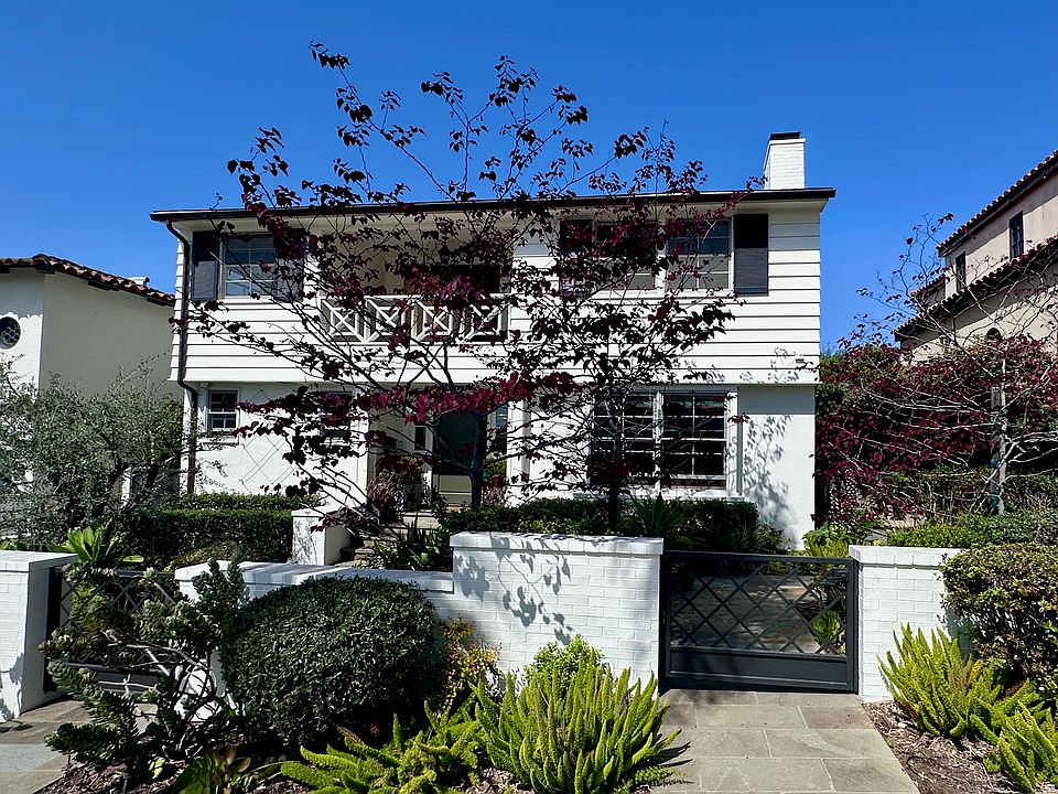 Duplex Exterior