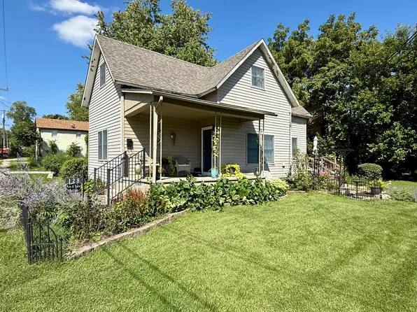128 Halstead St, Lowell, IN 46356