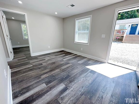 4th image of 413 Price Ave #A-b