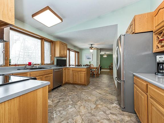5th image of 19639 Ash Ct