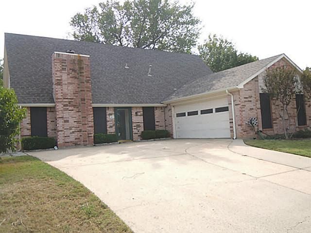 1st image of 46 Robins Nest Dr