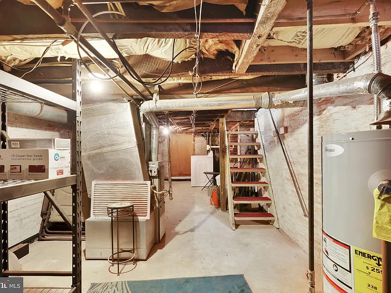 24 E Hamburg St — Photo 13