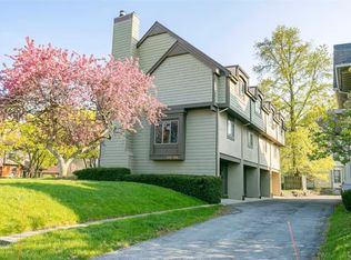 549 University Ave, Rochester, NY 14607