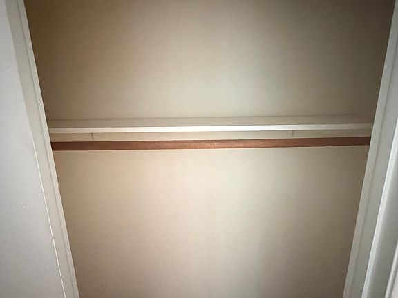 3rd image of 37 Bowen St #4