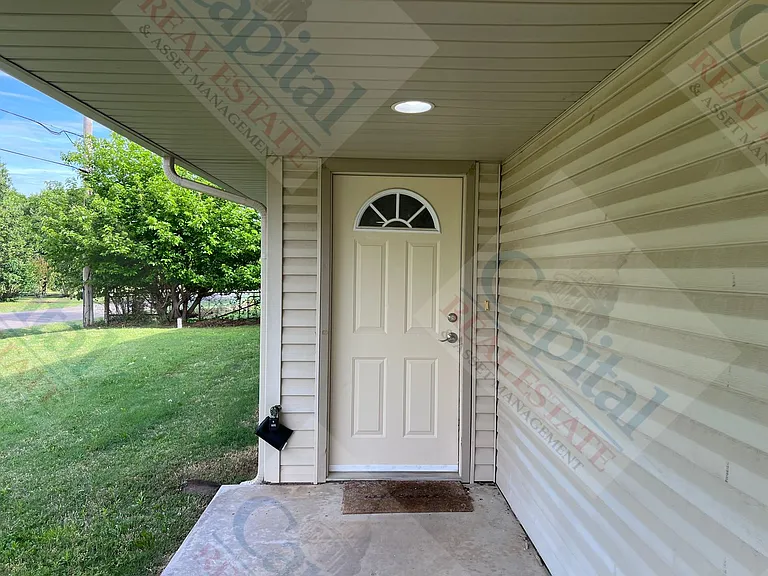 20635 Penny Ln — Photo 4