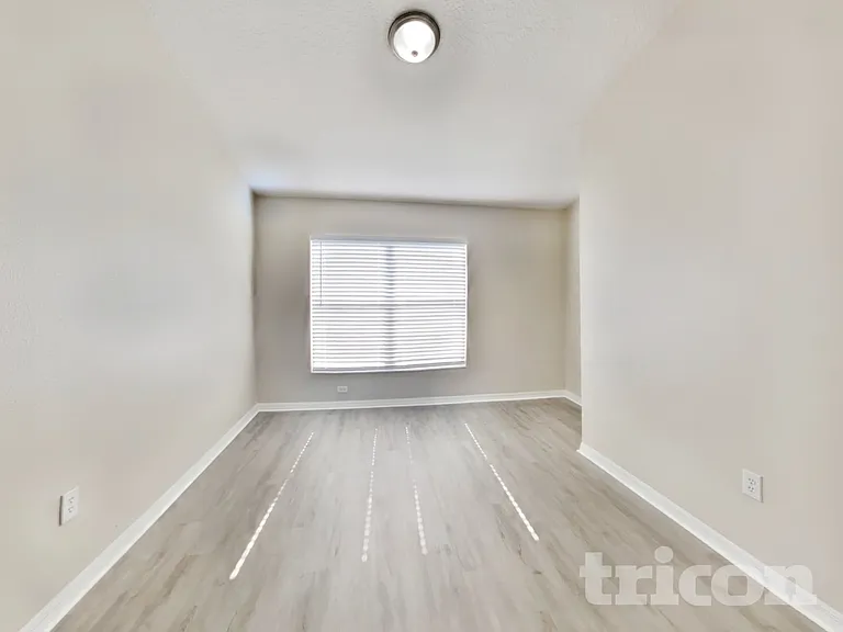 6944 Crown Lake Dr — Photo 3
