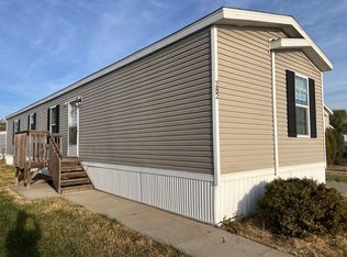 3510 N 9th St #282, Carter Lake, IA 51510