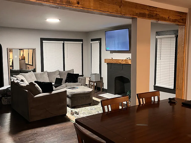 1202 Cedrow Dr — Photo 6