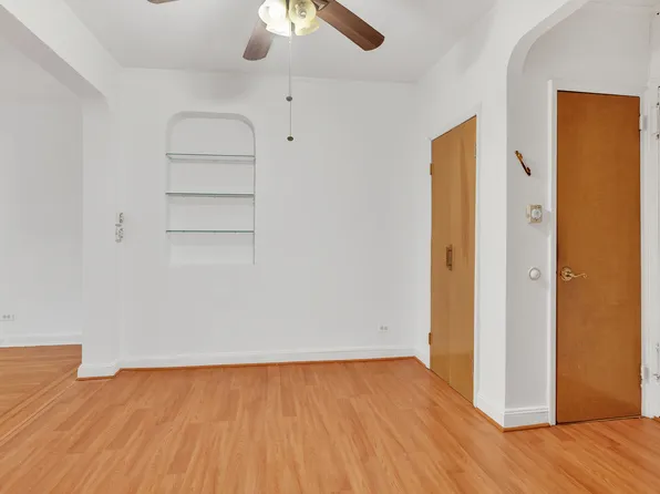 1620 Avenue I image 7 of 14