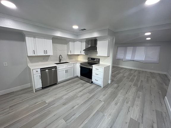 5th image of 11222 Exeter St #11222