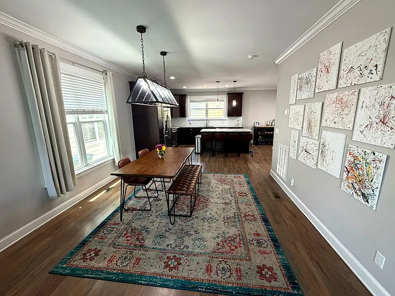 1467 Madison St — Photo 3