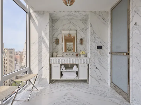 1355 1st Avenue image 14 of 26