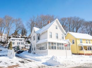 121 Hawthorne Ave, Derby, CT 06418