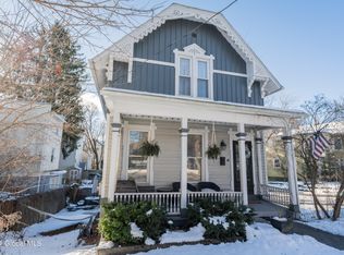 98 Van Dam St, Saratoga Springs, NY 12866
