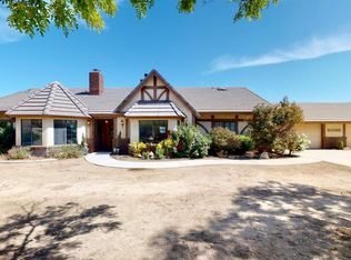 4334 Snowline Dr, Phelan, CA 92371