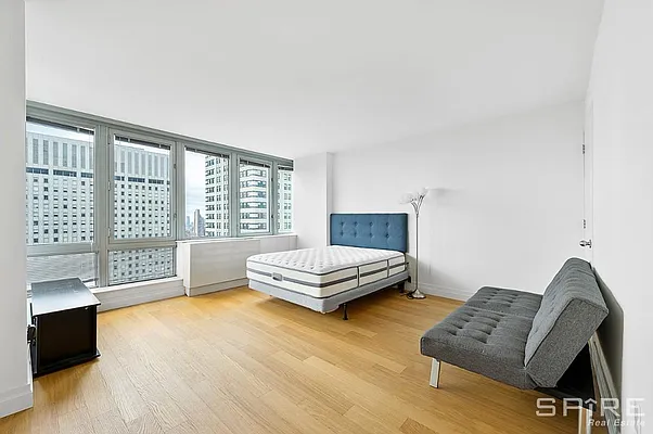 Rented by Spire Group | media 1