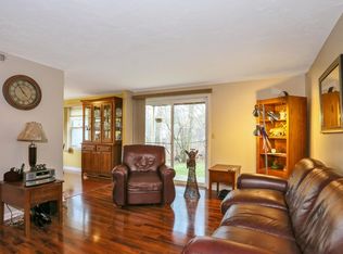25 Rockland St #1, West Roxbury, MA 02132