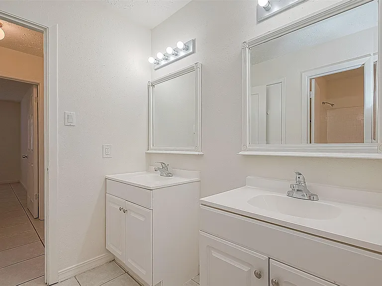 3806 Embarcadero Dr — Photo 23