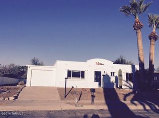 1030 S La Higuera, Green Valley, AZ 85614