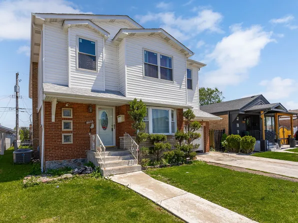 8035 S Kolin Ave, Chicago, IL 60652