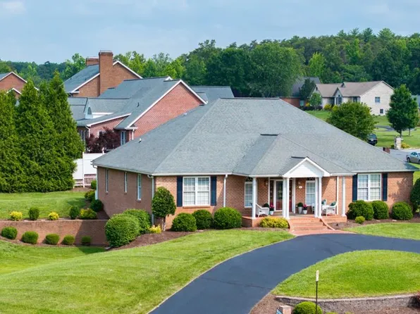 105 Westhaven Dr, Danville, VA 24541