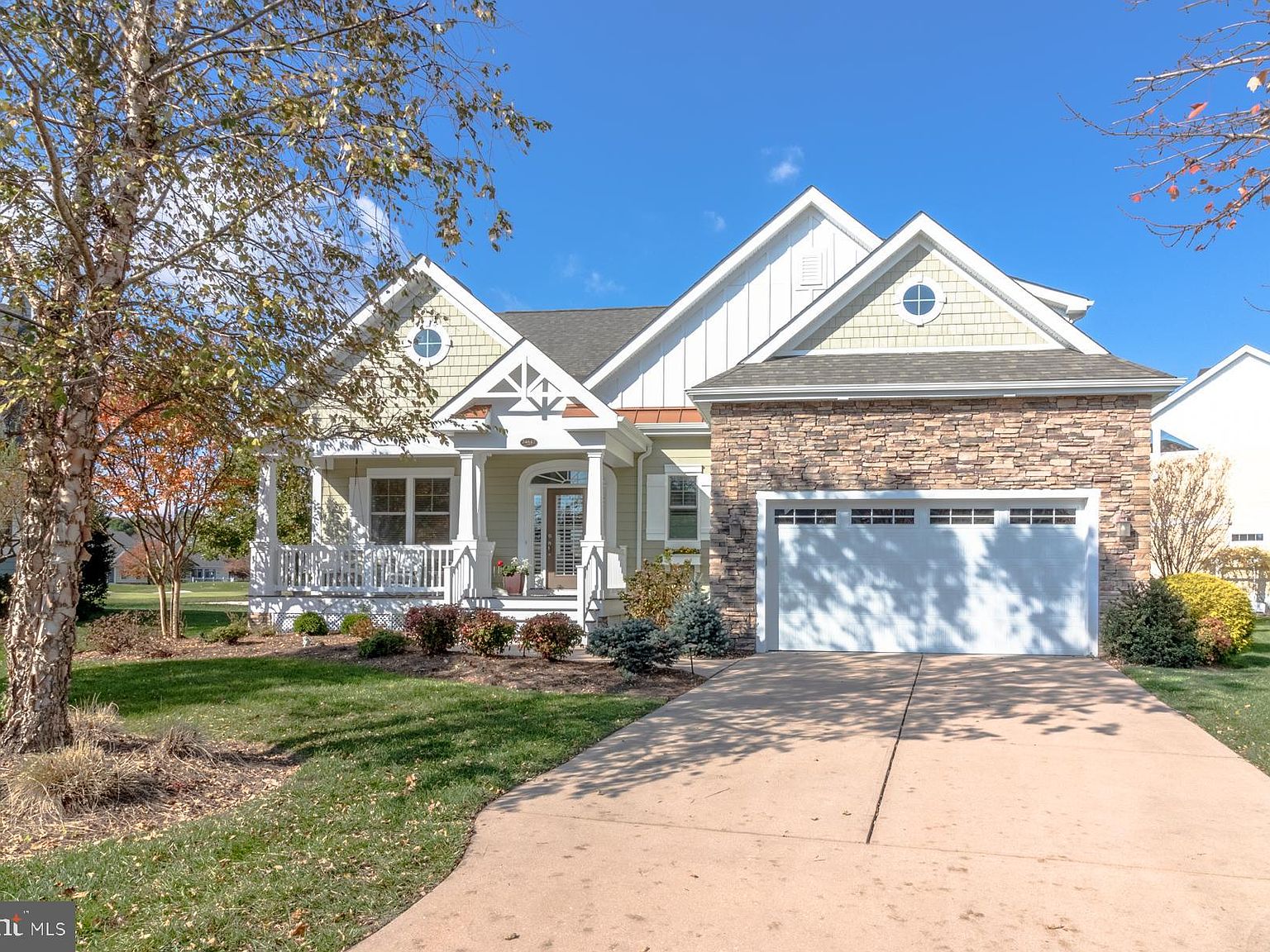 24642 Navigators Walk