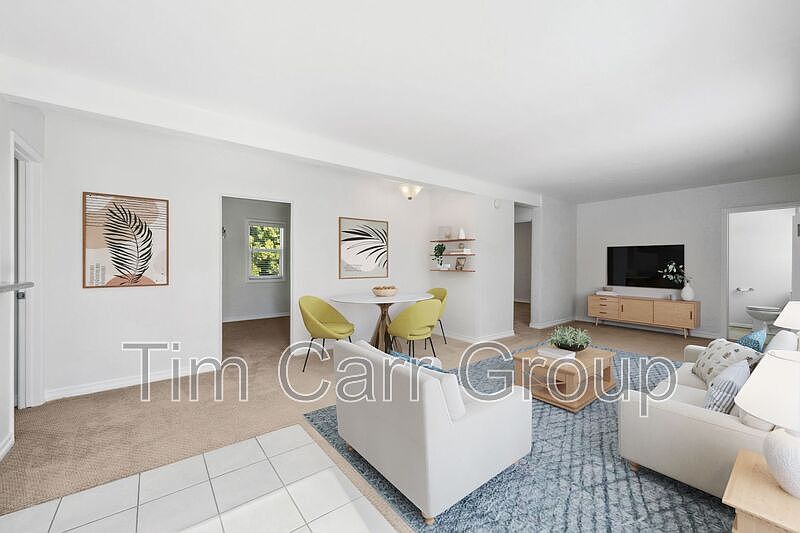 1st image of 465 1/2 E Santa Ana Ave